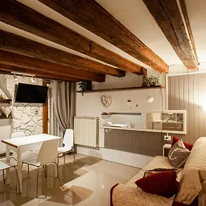 residenza-biennale-apartment.hotelinveneto.com/